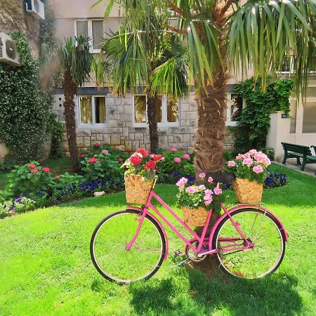 Apartman Mirko Omis